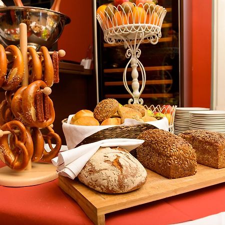 Altstadthotel Am Theater Cottbus Ngoại thất bức ảnh