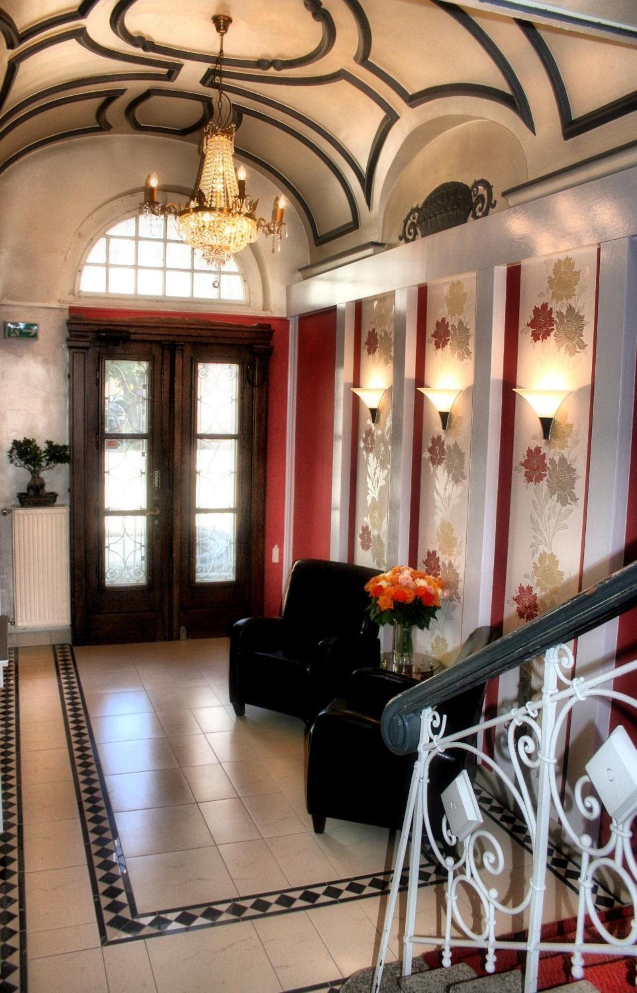Altstadthotel Am Theater Cottbus Ngoại thất bức ảnh